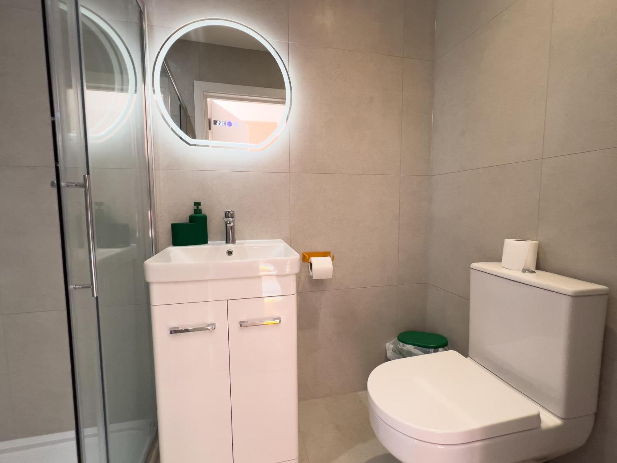Zozy Clitterhouse Hotel London Ngoại thất bức ảnh