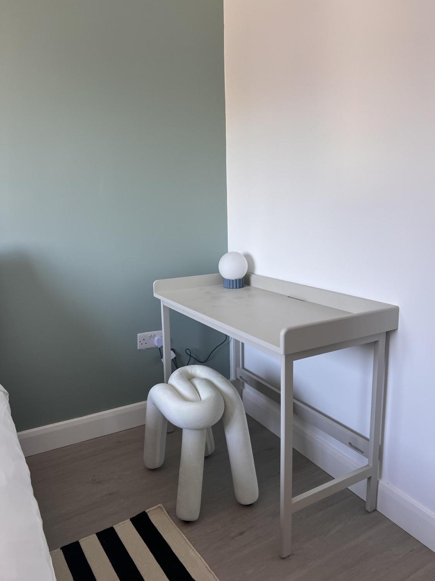 Zozy Clitterhouse Hotel London Ngoại thất bức ảnh